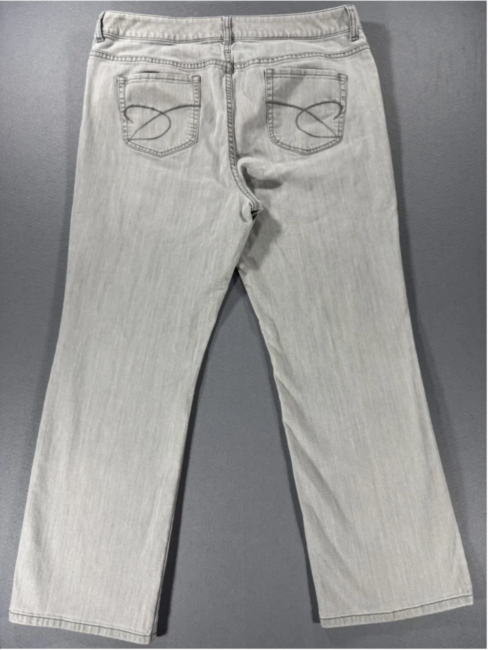 Chico's Platinum Women's Light Gray Denim Pants Size 3.5 Regular